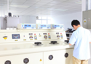 電解電容壽命實(shí)驗(yàn)設(shè)備